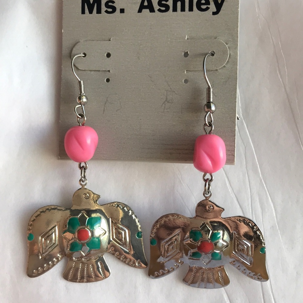 Ms Ashley Earrings - Picture 6 of 8
